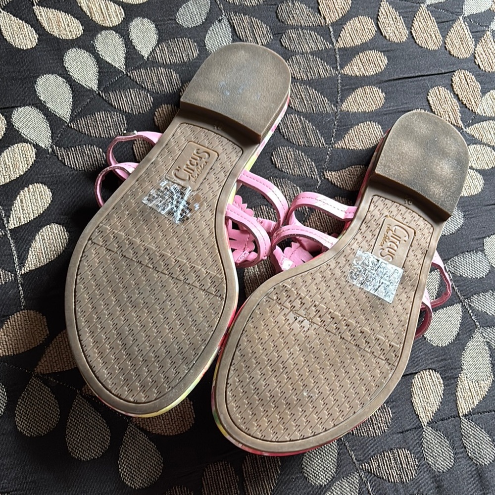 Circus by Sam Edelman Pink Sandals - Picture 2 of 3